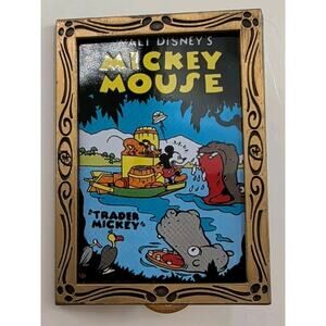 WALT DISNEY'S MICKEY MOUSE TRADER MICKEY 1932 Poster LE 3000 Pin 2000 WDW...